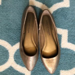 Metallic gold flats